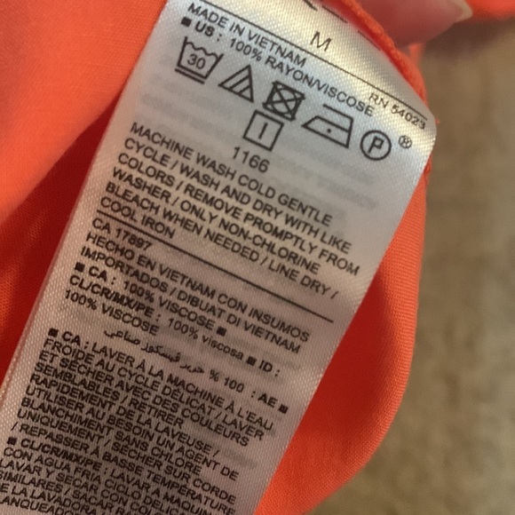 Women’s Brand New Old Navy Maxi Dress - Picture 3 of 3